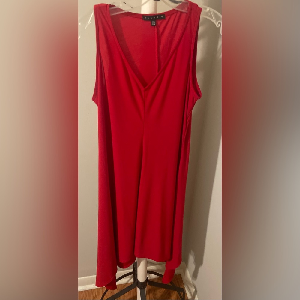 Red Tiana B sleeveless dress flared bottom size P M